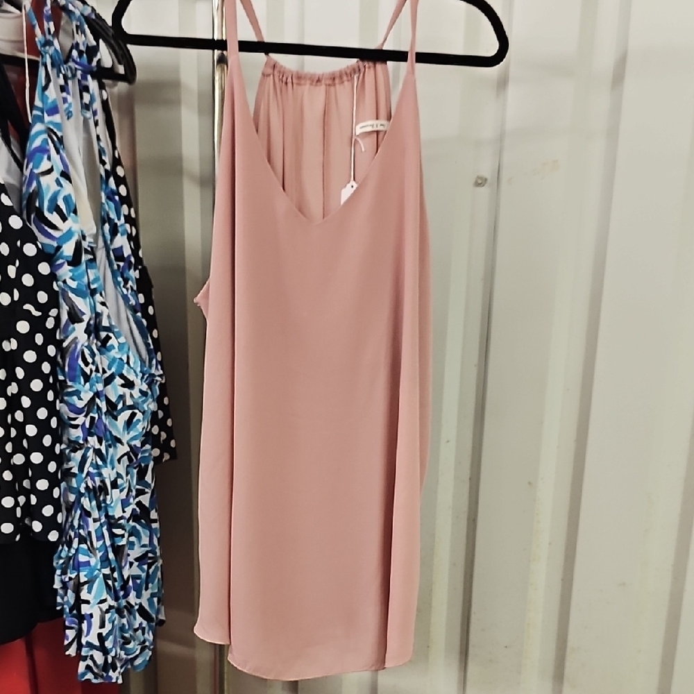 Forever 21 Vibrant Orange Sleeveless Camisole